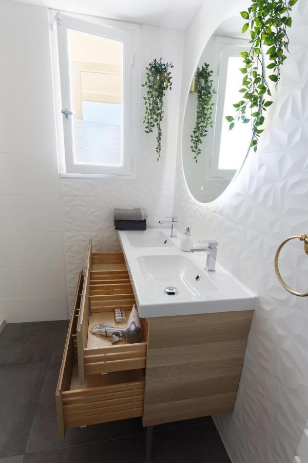 Smile Home-Nid Panoramique Vue Wow ! Spadeco - Loungezen - Terrasse Ensoleillee - Arrivee Autonome - Netflix - Emplacement Ideal - Lumineux - Renove A Neuf - Wifi Fibre - Montpellier Exterior foto
